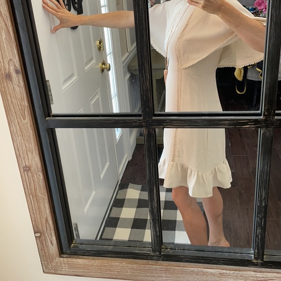 Cream Ruffle dress - Picture 2 of 9